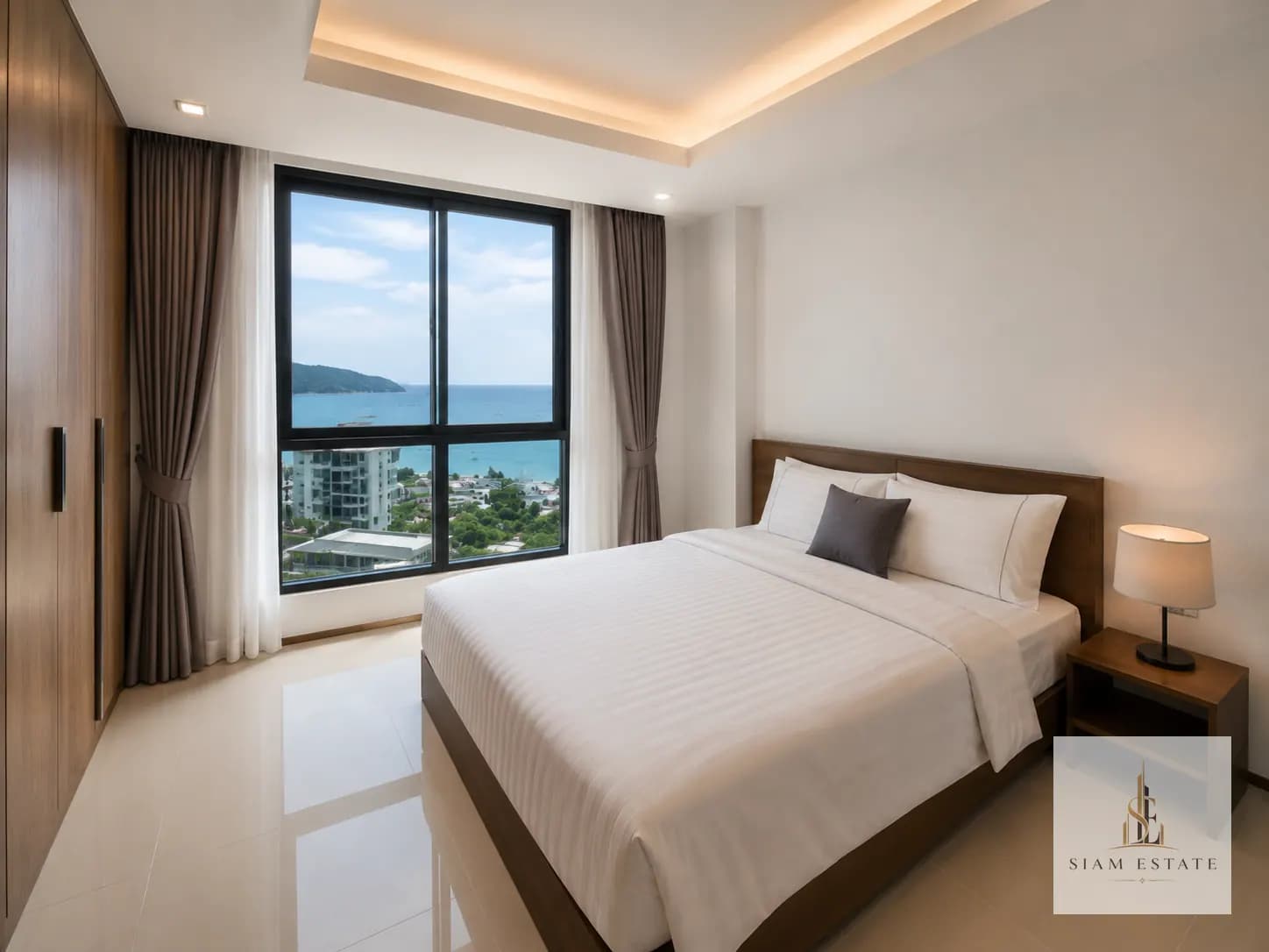 Beachside 2-Bedroom Apartment in Patong